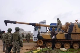 Khẩu pháo tự hành cỡ nòng 155mm của Thổ Nhĩ Kỳ tại làng Binnish, tỉnh Idlib, Syria. 