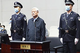 Ông Zhao Zhengyong ra tòa tại TP Thiên Tân hôm 11-5.