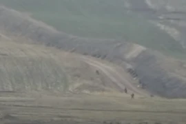 Armenia công bố video lính Azerbaijan bị tấn công bỏ chạy