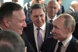 Sau cáo buộc mạng, ông Pompeo tiếp tục nói nặng ông Putin, Nga
