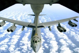 840 nhà khoa học Iran kêu gọi bắn B-52 Mỹ xâm phạm biên giới