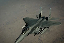 Mỹ không kích Syria: Nga lên án, Damascus nói 'hèn nhát'