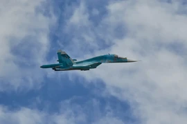 Ukraine dội mưa UAV vào căn cứ chứa máy bay ném bom Su-34 Nga