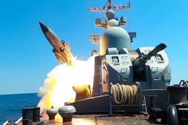 Đằng sau việc Nga đổi điểm phóng tên lửa sang Ukraine, từ Biển Đen sang biển Azov 