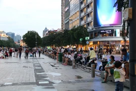 Hạn chế xe lưu thông trên đường Nguyễn Huệ, TP.HCM trong 3 ngày