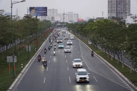 Chiều 25 Tết: Cửa ngõ phía Tây, phía Đông đều thông thoáng