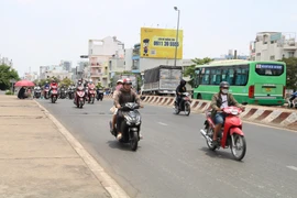 Sửa chữa cầu Phạm Văn Chí, cấm xe lưu thông một tuyến đường ở quận 6