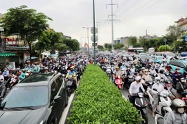 Ùn ứ khu vực cầu Bình Triệu ngày càng nghiêm trọng, áp dụng nhiều giải pháp 