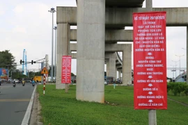 Xe cộ xung đột, TP.HCM điều chỉnh giao thông khu vực ngã tư Thủ Đức