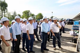 Phó Thủ tướng Mai Văn Chính kiểm tra tiến độ Vành đai 3 TP.HCM