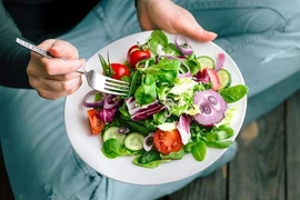 Suýt chết vì ăn chay theo công thức tìm hiểu trên mạng