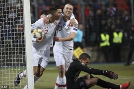 Ronaldo ghi bàn cuối giờ, Bồ Đào Nha đoạt vé tham dự Euro 2020