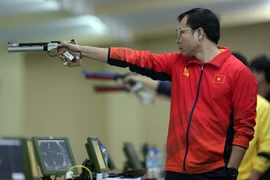 Hoàng Xuân Vinh 'hụt' HCV SEA Games 30 ở 4 loạt bắn cuối