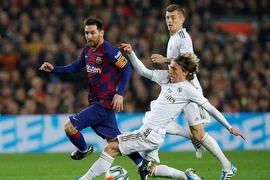 Siêu kinh điển Barcelona - Real thiếu bàn thắng, thừa thẻ phạt