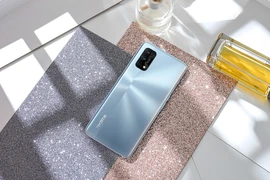 2 smartphone tầm trung được trang bị công nghệ chống rung UIS