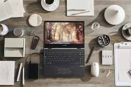 Lộ diện mẫu laptop trang bị màn hình OLED xoay gập 360 độ 