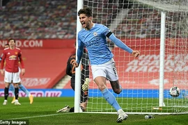 Đánh bại MU, Man. City hẹn Tottenham ở trận chung kết