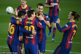 Messi bùng nổ, Barcelona thắng đậm Getafe