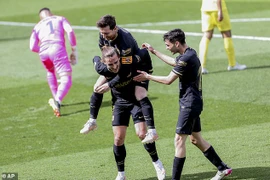  Griezmann lập ‘cú đúp’ Barcelona ngược dòng hạ Villarreal 
