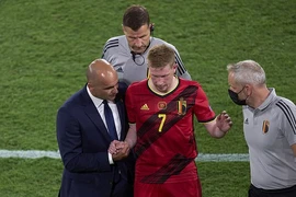 Tuyển Bỉ trả giá đắt cho tấm vé vào tứ kết Euro 2020