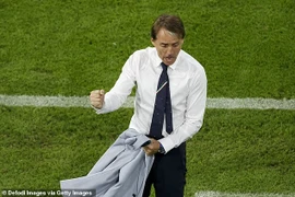 Ý vào bán kết, Mancini phấn khích, Roberto Martinez thất vọng