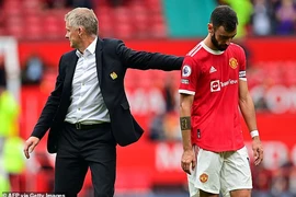 Solskjaer chỉ trích đối thủ, quyết định người đá phạt đền