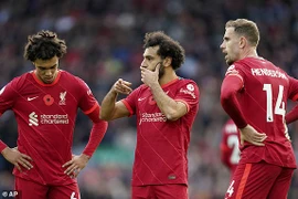 Hòa Brighton tại Anfield, Liverpool hụt hơi tranh ngôi đầu với Chelsea