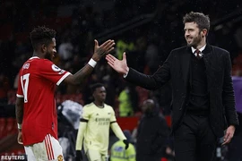 Vừa thắng Arsenal, Carrick lập tức rời khỏi MU