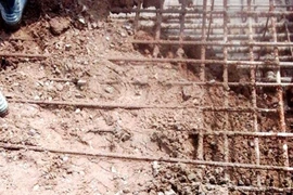 Nhà thầu thừa nhận sai phạm vụ móng cột điện 'bê tông trộn đất'