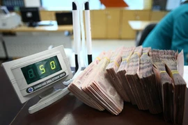 NHNN nói gì việc đóng tài khoản văn phòng luật sư?