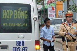 Đề nghị cho sử dụng bản sao giấy đăng ký xe thế chấp