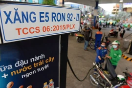 Xăng A95 vẫn được người dùng thích hơn xăng sinh học E5 
