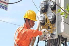 Bộ Công Thương hứa sẽ cải cách biểu giá điện bậc thang