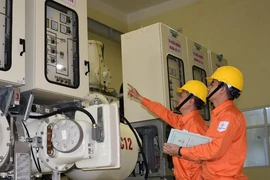Bộ Công Thương lập ba đoàn kiểm tra việc tăng giá điện