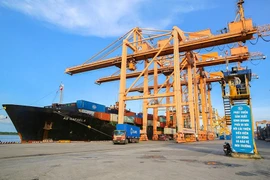Chi phí cầu đường, logistics ở Việt Nam đã giảm khá nhiều?