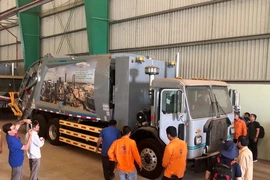 VWS mời 4 chuyên gia Hoa Kỳ sang đào tạo lái “siêu xe” rác