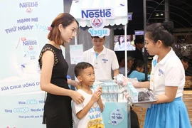 Nestlé ra mắt sữa chua uống tổ yến và sữa ngũ cốc