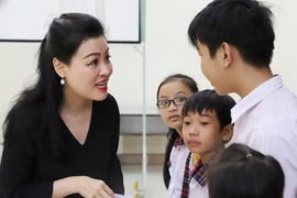 VWS trao 81 học bổng Nguyễn Hữu Thọ cho HS-SV ở Nhà Bè