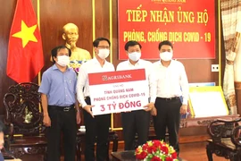 Agribank ủng hộ Quảng Nam 3 tỷ đồng chống dịch COVID-19