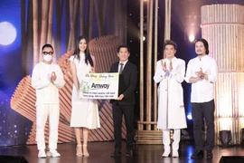 Amway Việt Nam chung tay hướng về Đà Nẵng, Quảng Nam