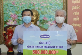 Vinamilk hỗ trợ 500 triệu đồng mổ tim cho trẻ em nghèo