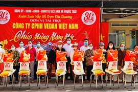 Vedan Việt Nam trao 1.000 phần quà Tết cho người dân Đồng Nai