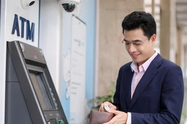 Ngân hàng Shinhan miễn phí chuyển tiền và rút tiền mặt