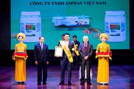 Amway Việt Nam lần thứ 10 vinh dự nhận giải thưởngsản phẩm vàng vì sức khỏe cộng đồng