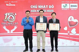 Amway Việt Nam nhận bằng khen của Trung ương Đoàn TNCS Hồ Chí Minh