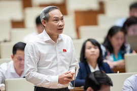 Mở rộng đối tượng phải đấu thầu sang công ty con của DNNN: Vênh luật và lợi bất cập hại
