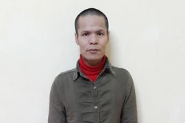 “Thầy bói” dạo dụ dỗ dâm ô với 5 bé trai lang thang cơ nhỡ