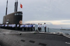 Vào lòng tàu ngầm TP Hồ Chí Minh
