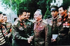 Chiến binh cuối cùng trong tổ bắt sống tướng Đờ Cát