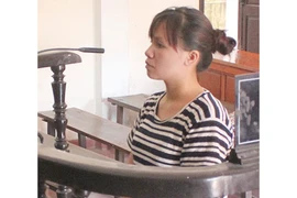 Chiếm đoạt gần 2,5 tỉ đồng, nữ y tá lãnh 17 năm tù